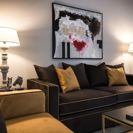 Apartment A&g Dimore Di Famiglia - Un Lusso Garbato